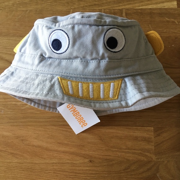3 for 20$ NWT GYMBOREE reversible hat - Picture 3 of 7